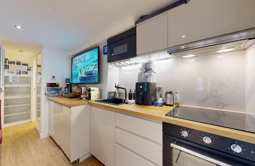 Saint-Germain-des-Pres Apartment | Casa Volpe - a quiet place in the ancient Paris