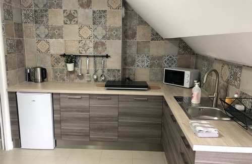 Mennecy House | CasaSM - Whole apartment in Hyper center, 40 min from Paris