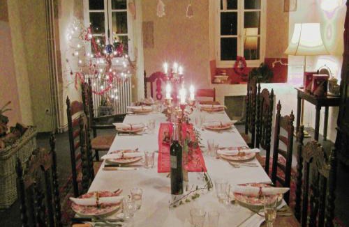 Le Veurdre House | Castle in Le Veurdre near Forest and River