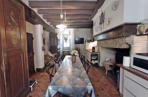 Vicq-sur-Nahon House | castle XIV century, tower XIX century separated, renovated, swimming pool, park