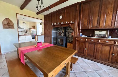 Neussargues en Pinatelle House | Celles - Demeure de la Tourille