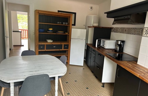 Saint-Etienne-de-Baigorry Apartment | Central 2-room apartment with balcony and nice view