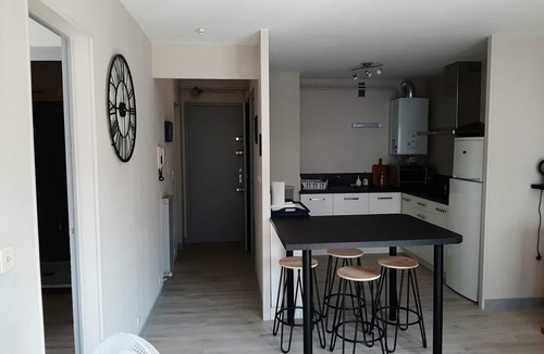 Saint-Jean-de-Luz City Center Apartment | Central Apartment in Saint-Jean-de-Luz: Comfort, Ocean Access, and Modern Amenities
