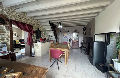 Sainte-Therence House | Central France: Large vacation home for 13 people Le Relais d'Antan *
