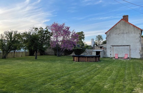 Sainte-Therence House | Central France: Large vacation home for 13 people Le Relais d'Antan *