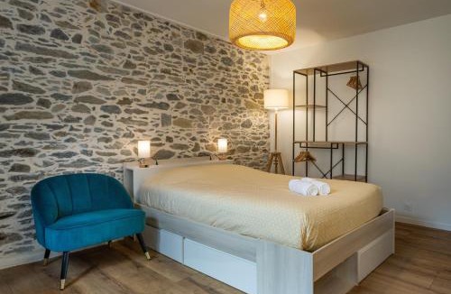 Treguier Apartment | Centre historique de Tréguier - Studio rénové