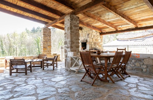 Jaujac House | Château de Laulagnet - 3e avec piscine dans un écrin de verdure