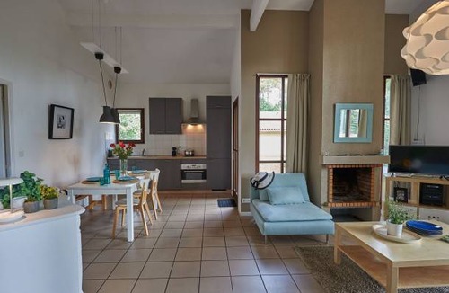 Salles Villa | Château de Salles