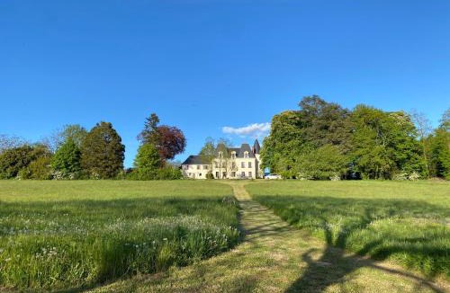 Varennes-Vauzelles House | Château des Bourdons Charme, Spa & Nature