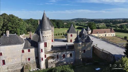 La Chapelle-Souef House | Château des Feugerets