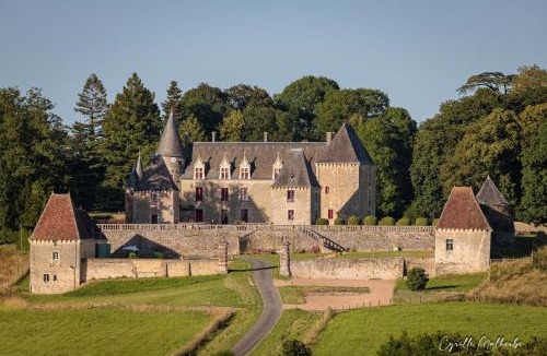 La Chapelle-Souef House | Château des Feugerets