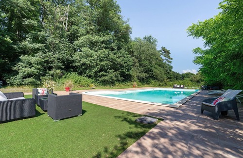 Saint-Mars-du-Desert Apartment | Château du Perray – Imperial Apartment