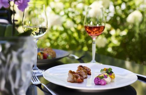 Wingen-sur-Moder Hotel | Château Hochberg Hotel & Restaurant by Lalique