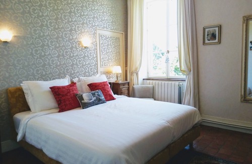 Fours Bed & Breakfast | Château Latour