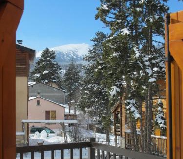 Formigueres Ski Chalet | Chalet BeauBois