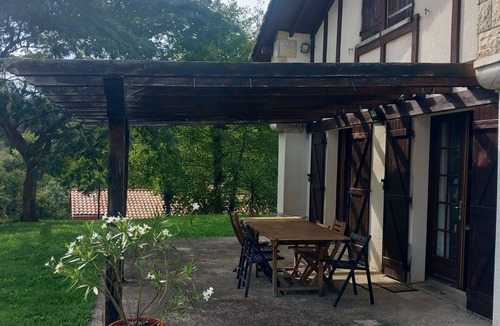 Saint-Pee-sur-Nivelle Villa | Chalet casa del Lago.Se admiten mascotas