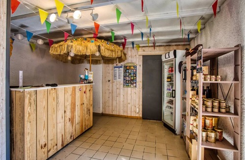 Marcillac-Saint-Quentin Ski Chalet | Chalet: Chalet au naturel sleeps 4