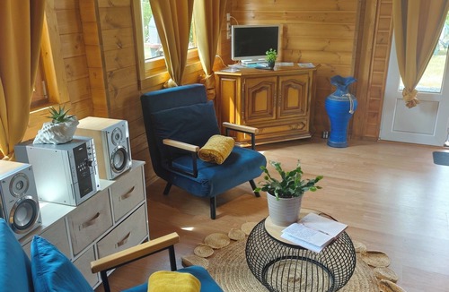 Villefranche-sur-Cher Ski Chalet | Chalet Cosy Edenna