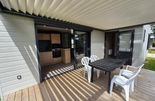 Marzan Ski Chalet | Chalet Confortable avec Clim et Parc/2 Chambres - FR-1-783-50