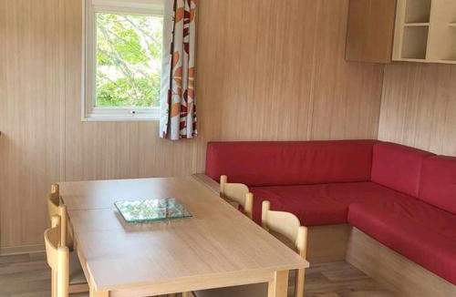 Salles Other | Chalet confortable avec terrasse - 4 personnes - API-1-52-186