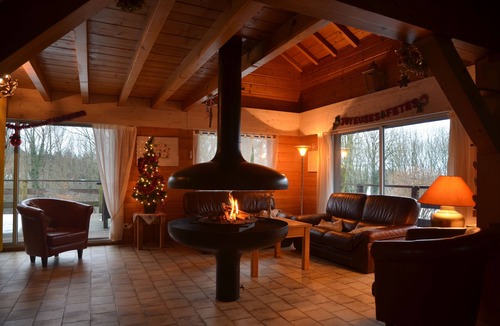 Marigny Ski Chalet | Chalet de Charme -100m² - Gîtes les 4 saisons - Lac de Chalain