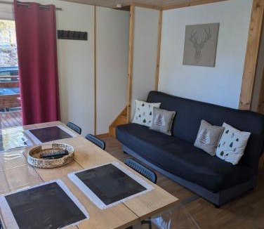 Saint-Leger-les-Melezes Ski Chalet | Chalet de 10 pers avec Suite Parental au pied des Pistes