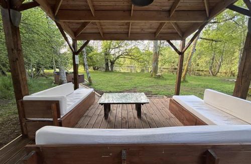 Loubeyrat Ski Chalet | Chalet de l'étang