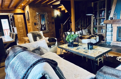 Les Angles Ski Chalet | CHALET DE STANDING DE 180M2 AUX ANGLES -terrain🌲-Billard 🎱salle ciné 🎥🍿