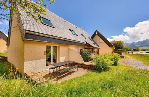 Adervielle-Pouchergues Ski Chalet | Chalet for 6 with terrace - 400m from the slopes