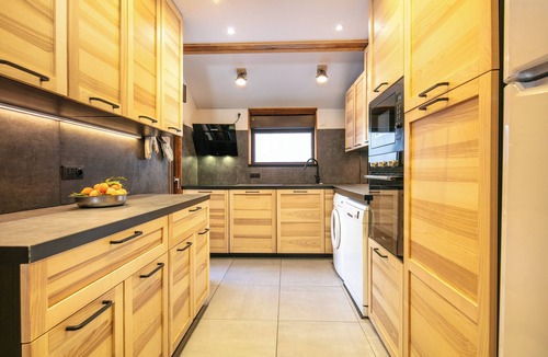 Mont-de-Lans Ski Chalet | CHALET FLOCON 12/14 pers. Ski in/out