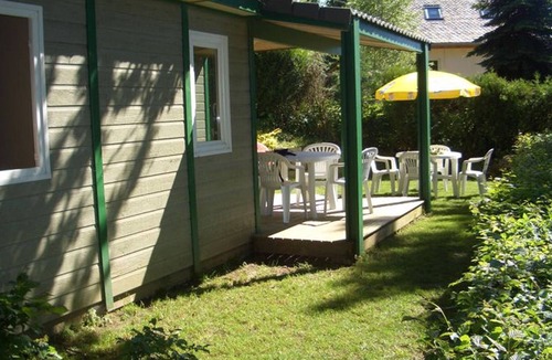 Salles-Curan Ski Chalet | Chalet for 5 people with Terrace and Equipped Kitchen