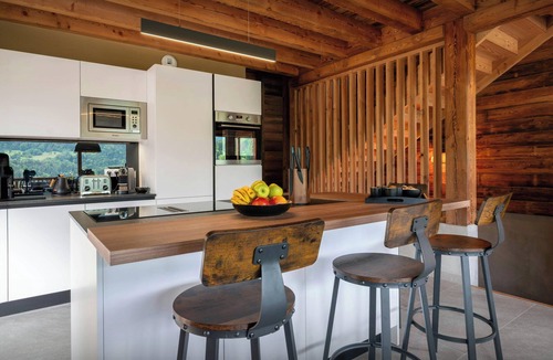 Saint-Pierre-d'Entremont Ski Chalet | Chalet Emeraude des Alpes - peaceful break in the mountains - OVO Network