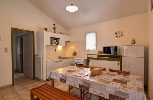 Usson-en-Forez Cottage | Chalet in Usson-en-Forez with fireplace, pets allowed and terrace