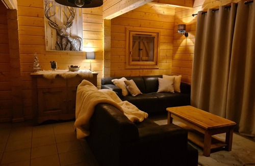 Saint-Etienne-en-Devoluy Ski Chalet | Chalet individual Le hameau des cimes 110m2 14 persons