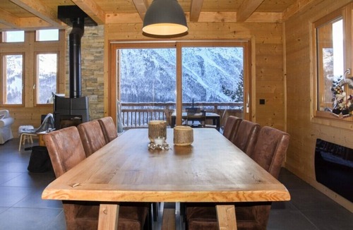 Montgenevre Ski Chalet | Chalet Loan
