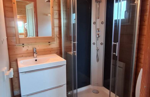 Lucay-le-Male Ski Chalet | Chalet Luçay-le-Mâle, 2 bedrooms, 6 persons