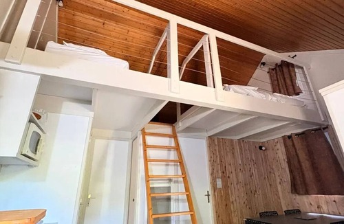 Laussac Ski Chalet | Chalet Mezzanine Confort 36m² (2 bedrooms) 5 people