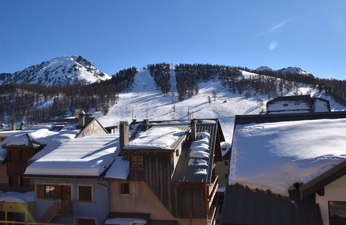 Montgenevre Ski Chalet | Chalet Montgenèvre, 5 bedrooms, 16 persons