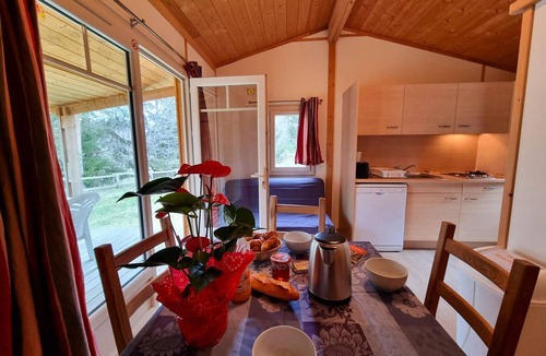 Usson-en-Forez Cottage | Chalet pets allowed - 4 guests