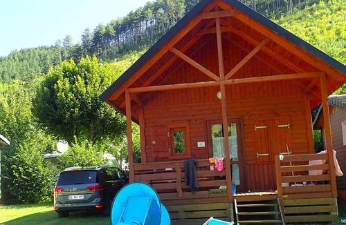 Meyrueis Ski Chalet | Chalet pets allowed - 5 guests