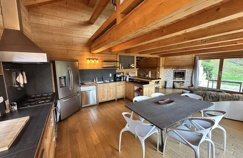 Correncon-en-Vercors Ski Chalet | Chalet, sauna, terrace, balcony, fireplace or stove, tv, 160m², Villard de Lans