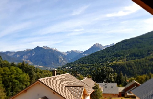 Saint-Chaffrey Ski Chalet | Chalet STELLA