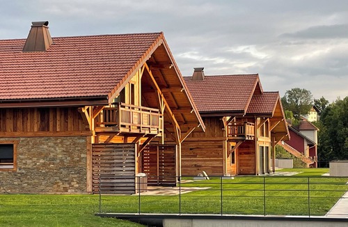 Malbuisson Ski Chalet | Chalets Coeur du Lac à 100 m du Lac Saint-point !