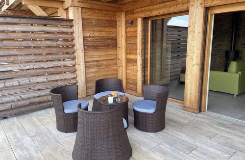 Malbuisson Ski Chalet | Chalets Coeur du Lac à 100 m du Lac Saint-point !