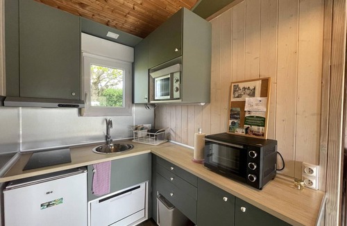 Pierrefitte-sur-Loire Cottage | Chalets with terrace, linen included in Pierrefitte-sur-Loire