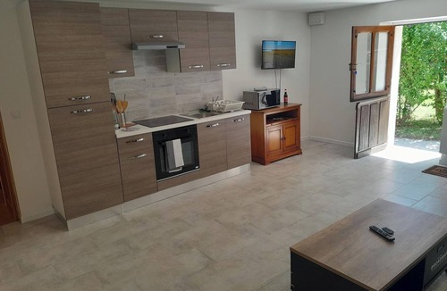Pellevoisin Villa | Chaleureuse longère-4 chb-jardin- wifi- 3 étoiles