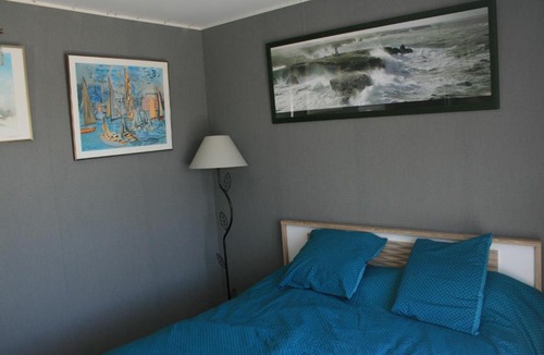 Larmor-Plage Bed & Breakfast | Chambre avec accès piscine intérieure