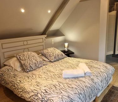 Theix-Noyalo House | Chambre Chagall - Parenthèse douce aux portes du Golfe du Morbihan