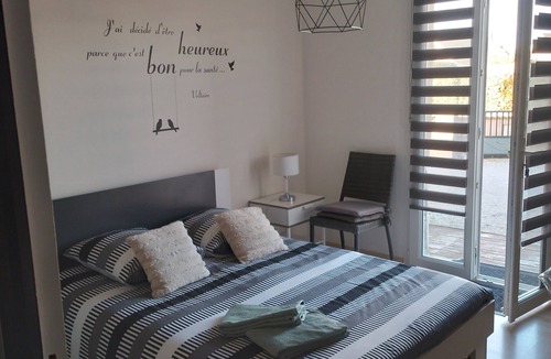 Saint-Hilaire-Petitville Bed & Breakfast | Chambre Chez un Particulier Tout Près des Plages du Débarquement. Et Commerces