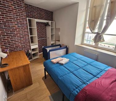 Montlucon House | Chambre chez particulier à 15 min à pieds de la gare de Montluçon